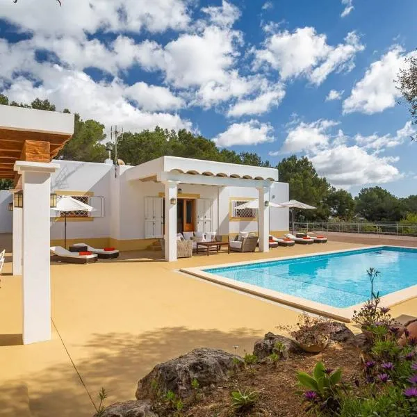 Ibiza Vibes - Epic Tides!, hotel v destinaci San Antonio
