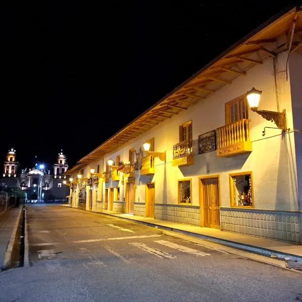 Hotel Aural, viešbutis mieste Kachamarka