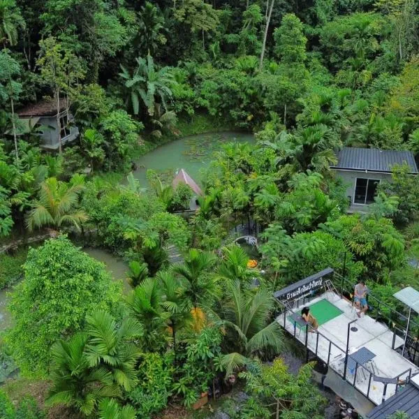 บ้านเล็กในป่าใหญ่โฮมสเตย์ กงหรา พัทลุง, hotel in Ban Nai Mon