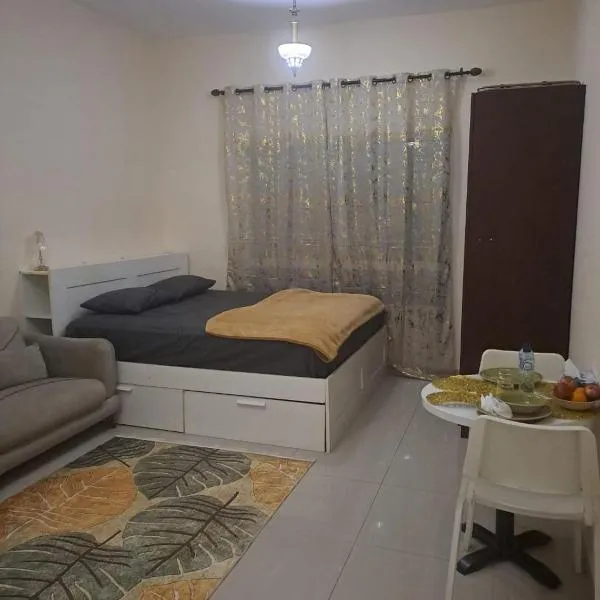 DELUXE ROOMS Feel like home, hotel v destinaci Sharjah