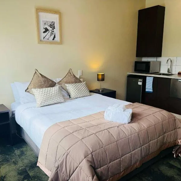 The Post Hotel, hotel v destinaci Porirua