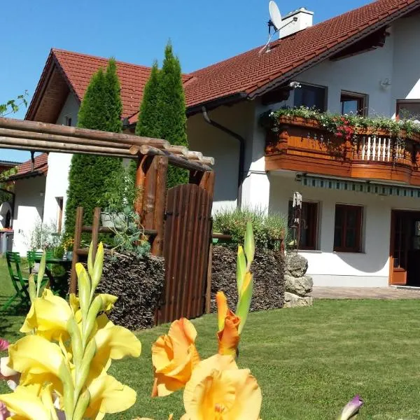 Privatzimmer am Weinbrunnen, hotel din Vorchdorf