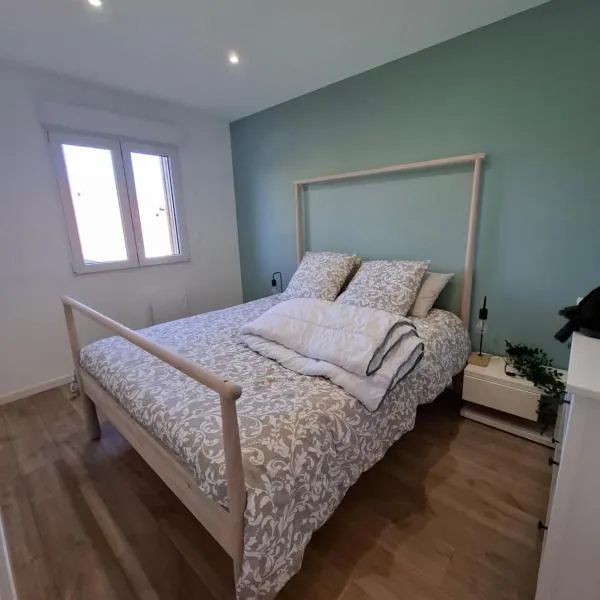Grand appartement au calme proche du centre-ville, hotel v destinácii Douai