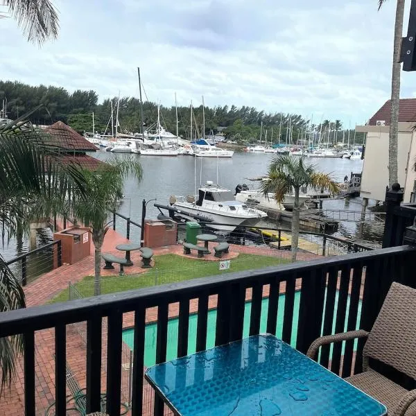 2 bedroom Apartment on the Bay, ξενοδοχείο σε Richards Bay