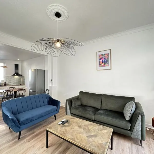 Hambourg, 11 Pers, Spacieux, Élegant, Moderne, Hotel in Reims