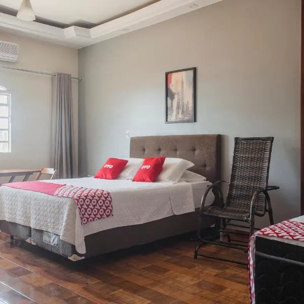 OYO M&J Hotel, Hotel in Santo Antônio do Descoberto