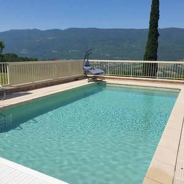 Magnifique Gite de charme, Hotel in Seyssel