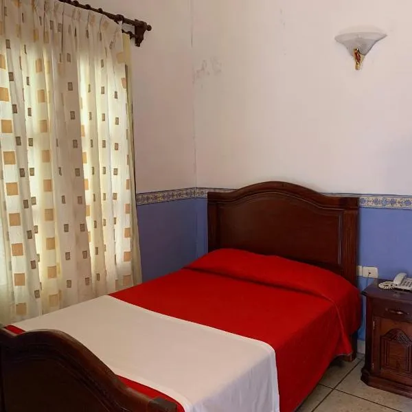 OYO Hotel Real de Cortés, hotel v destinaci Xalapa