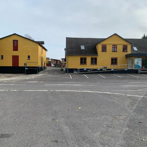 VikingBnB, hotel v destinaci Kirke Såby