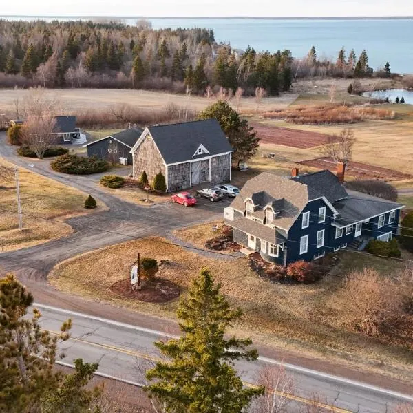 Amherst Shore Country Inn, hotel v destinaci Lorneville