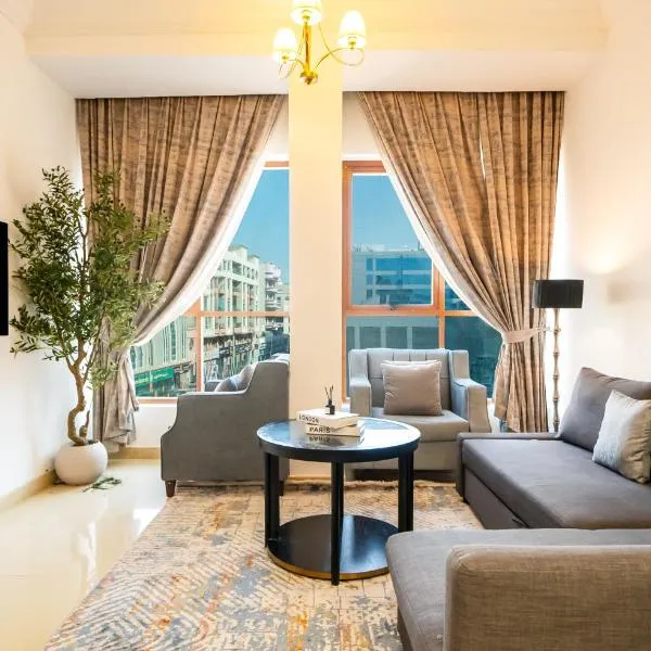 1BHK , 5 mins from DXB airport & metro, hotel v Dubaji