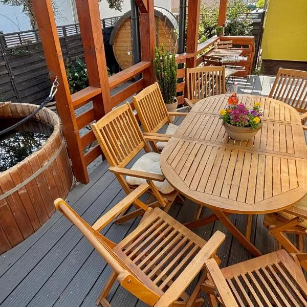 Péter Dock Boutique Villa Keszthely, hotel in Keszthely