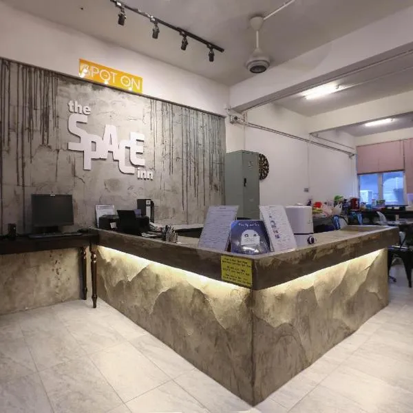 SPOT ON 90587 The Space Inn, hotel v destinaci Kuala Terengganu