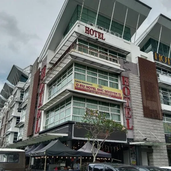 Capital O 812 Hotel SMC Seksyen 13, khách sạn ở Shah Alam
