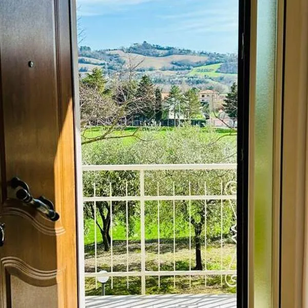 Casa vacanze Gallo rosso, hotel din Calcinelli