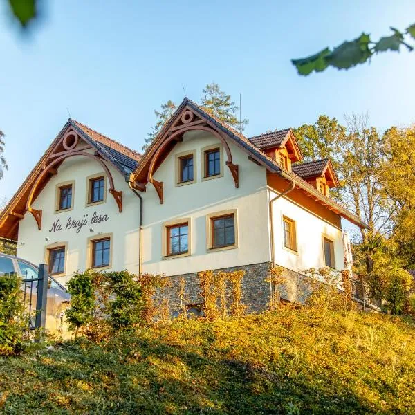 Penzion Na kraji lesa – hotel w mieście Valašské Meziříčí