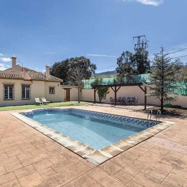 Finca rural en Dílar con piscina privada、グラナダのホテル