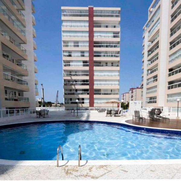 Apto com lazer completo a 500m da Praia da Enseada