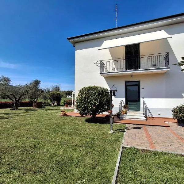 A Casa di Lidia, hotel in Sarzana