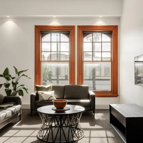 NEW - 2BRD CBD Apartment, hotel in Gisborne