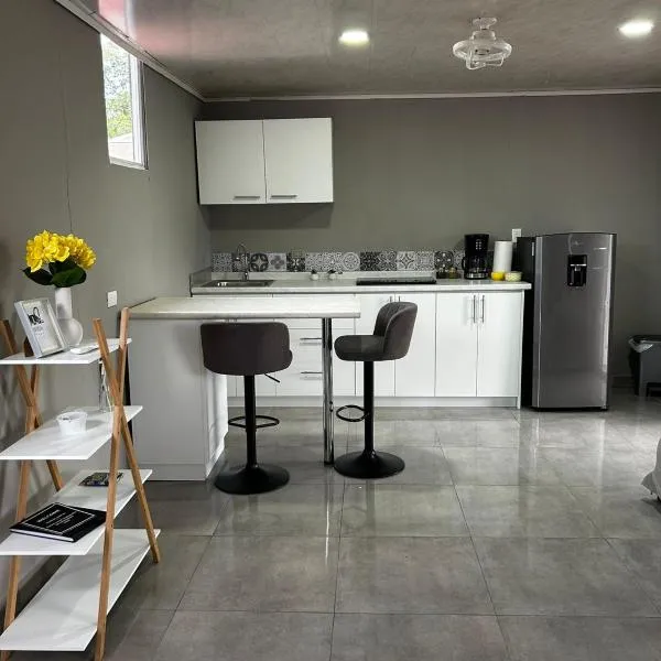 Apartamento Einoah, khách sạn ở Puerto Limón