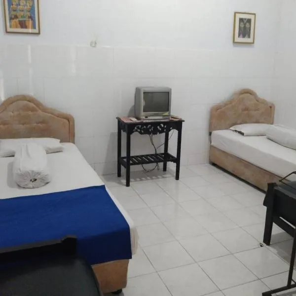 EXPRESS O 91176 Hotel Puri Gandaria, hotel in Parepare