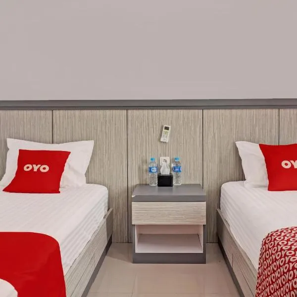 Super OYO 92518 De Luna Hotel, hotel v destinaci Banjarbaru