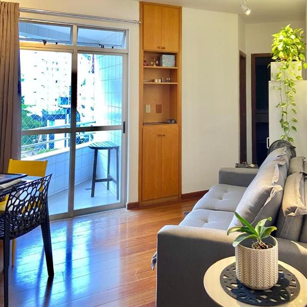 Excelente apartamento na Savassi com varanda e janela acústica - Foto 5