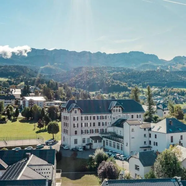 Best Western Grand Hotel de Paris & Spa, hotel v destinácii Villard-de-Lans