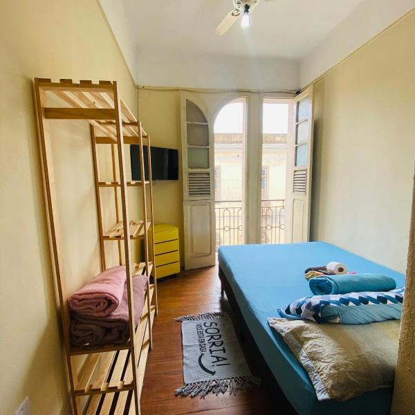 Small simple single suite 305