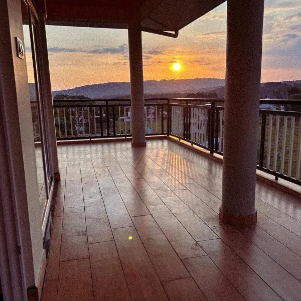 Dhauladhar Vista Villa, hotel en Pālampur