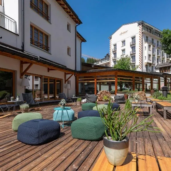 Hotel Schweizerhof Lenzerheide, hotel v destinaci Lenzerheide