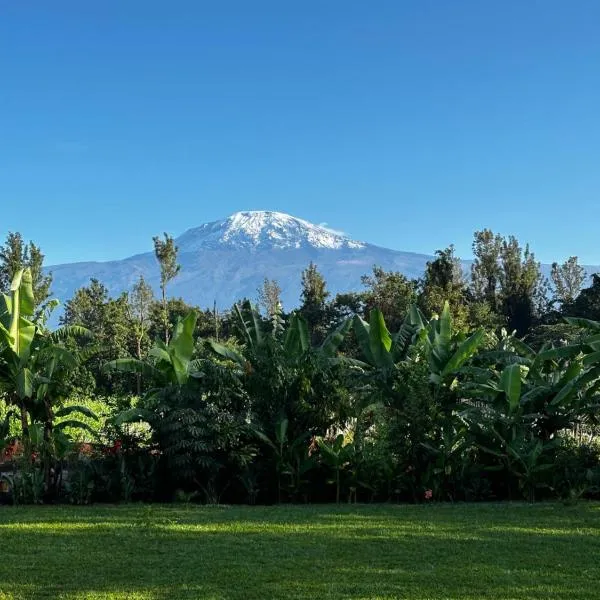Shose Farmhouse Chalets & Campsite, hotel v destinaci Moshi