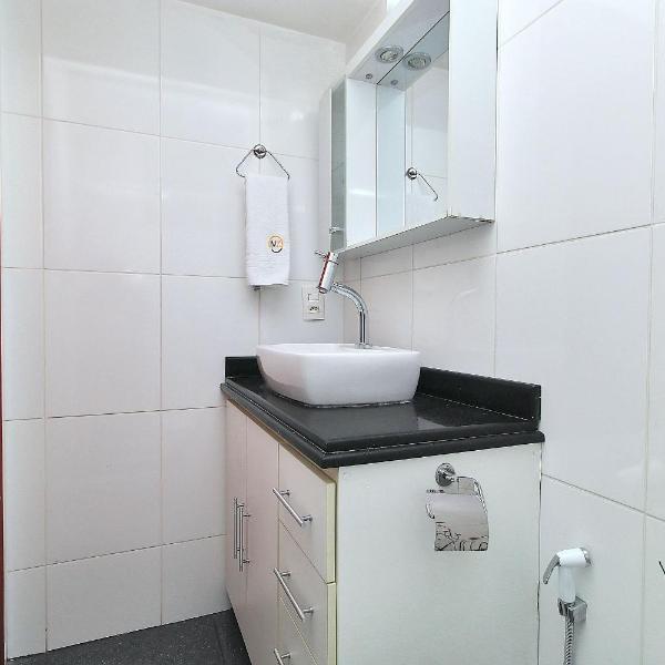 Belo sala 3 quartos com 2 suites para 6 pessoas - Foto 3