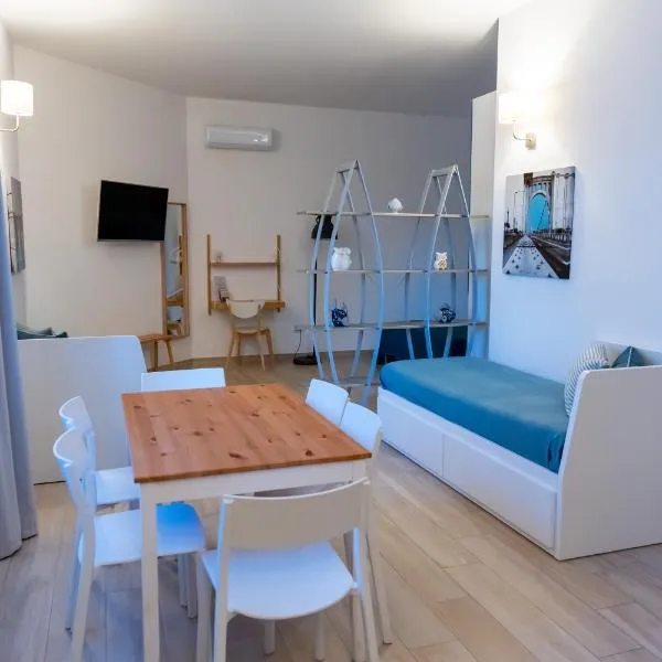 The Garden, хотел в Пулзано