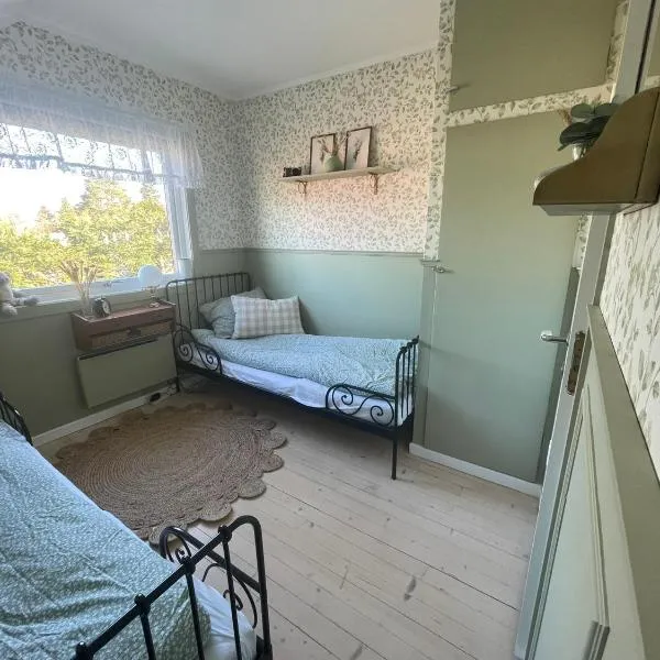 Bestemors hus - med kystnær beliggenhet, hotel a Fredrikstad