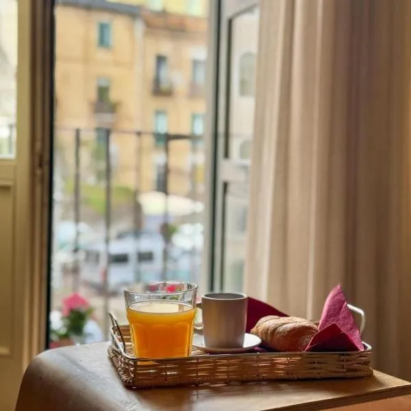 Giacarda Suite, готель у Салерно