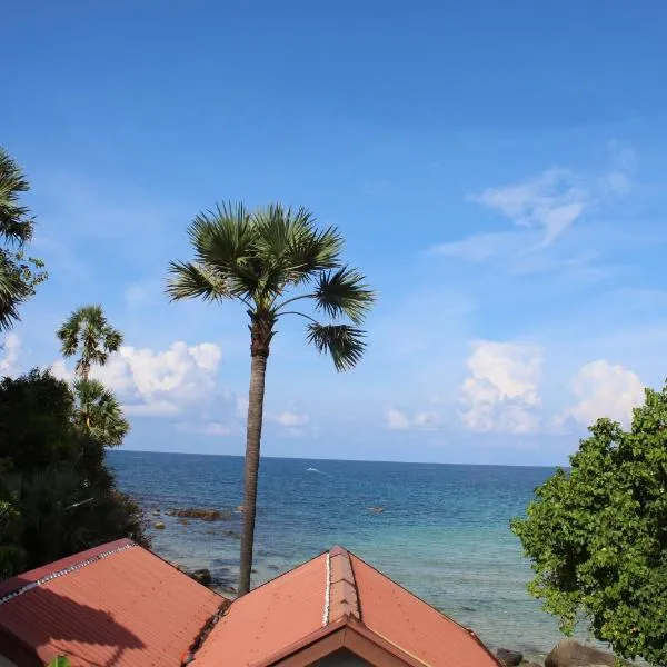 Clara's Beach Inn, hótel í Trincomalee