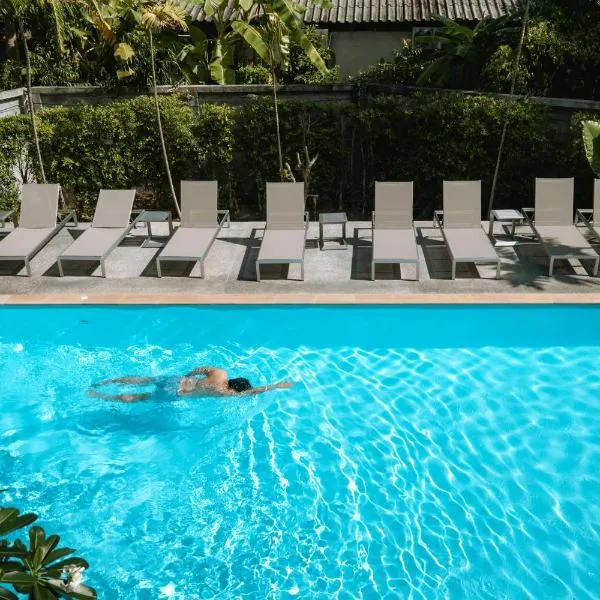 Seaside Naithon Phuket - Newly Opened, hotel v destinaci Nai Thon pláž