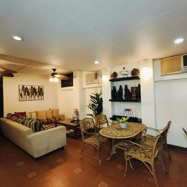 Delle Suites, hotel v destinaci General Santos
