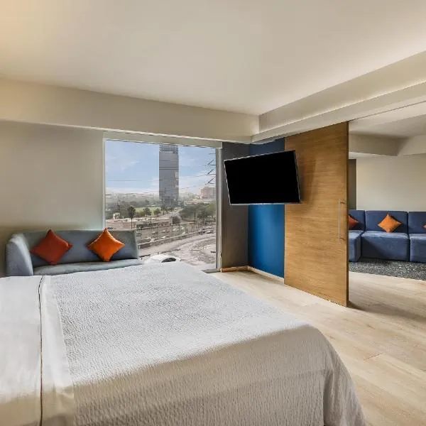 Fiesta Inn Monterrey Valle, hotel di Monterrey