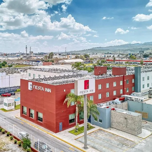 Fiesta Inn Express San Luis Potosí Oriente, hotel v destinaci San Luis Potosí