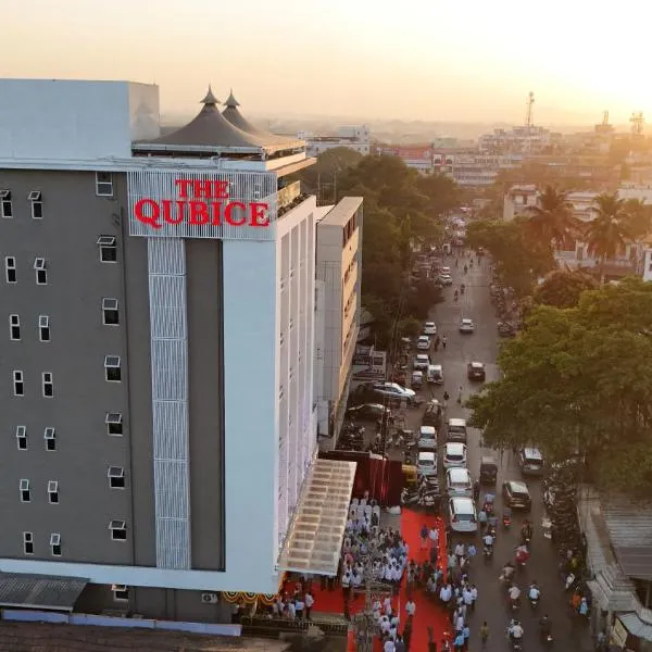 The Qubice Hotel, Kolhapur, hotel v destinaci Kolhápur