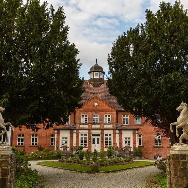Schloss Basthorst, hotel v destinaci Crivitz