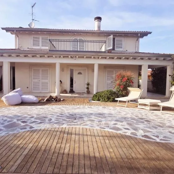 Villa Concetta, hotel in Torre del Lago Puccini