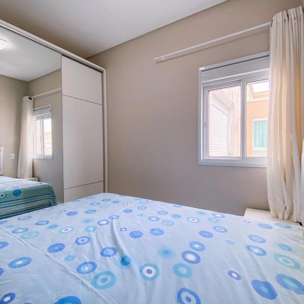 Espaçoso Apt com 3 Quartos na Praia de Palmas 0322 - Foto 2