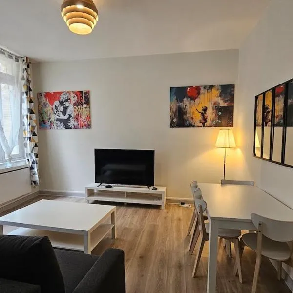 Le petit bastion - T2 - Wi-Fi, hotel v destinaci Montluçon