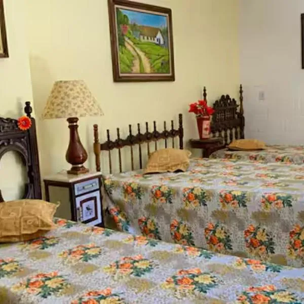 Quarto Seu Aconchego, hotel v destinaci Socorro