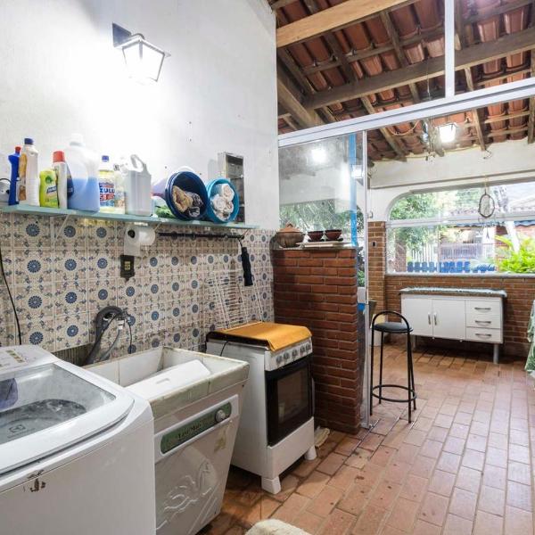 Casa rustica com Wi-Fi, garagem e aceita pet - Foto 3