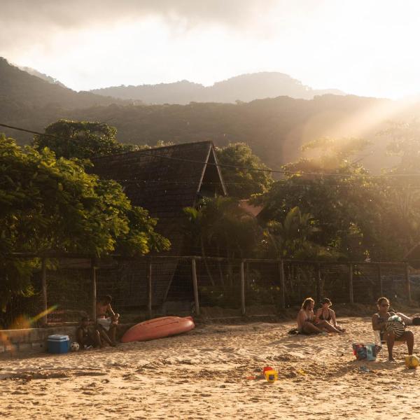 MAMBEMBE hostel - Ilha Grande, Vila do Abraão - Foto 2